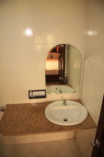 Hoang Ha - Tar Hotel