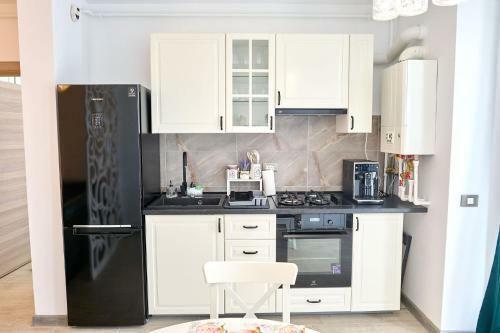 Provence Apartment In Alezzi Spa N Pool Resort