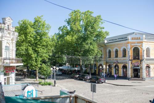 Apartments Near Gogol Theater