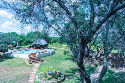 Leseli Lodge