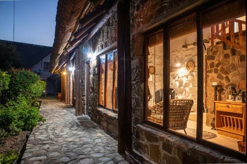 Leseli Lodge