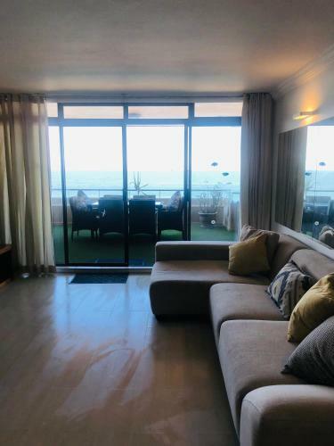 Sands Umdloti Luxury Beach Front Apartment
