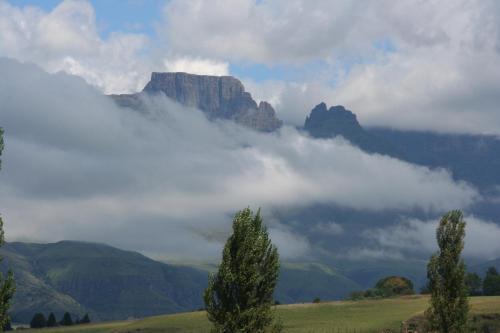Mountain Splendour Eco Resort