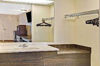Motel Knights Inn - Madison Heights
