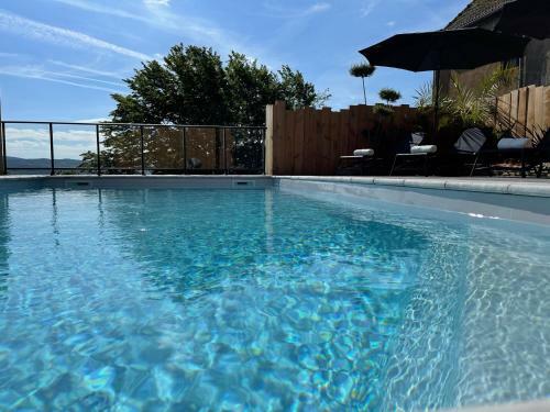 Hotel Logis Au Vieux Morvan