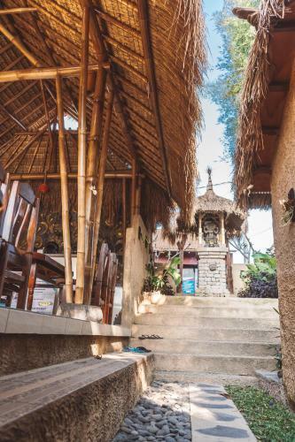Lodge Bali Bamboo Jungle Huts And Hostel