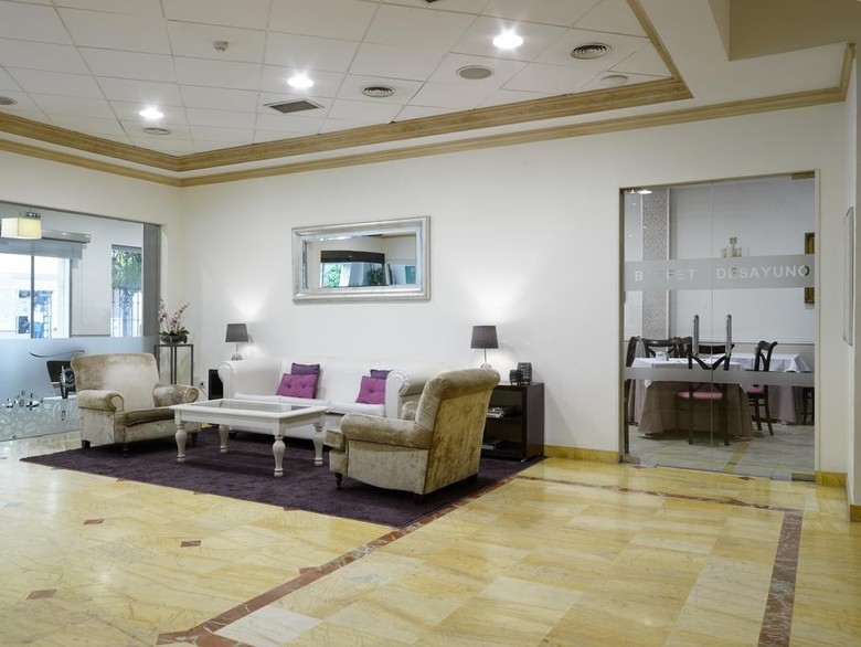 Hotel Maestranza