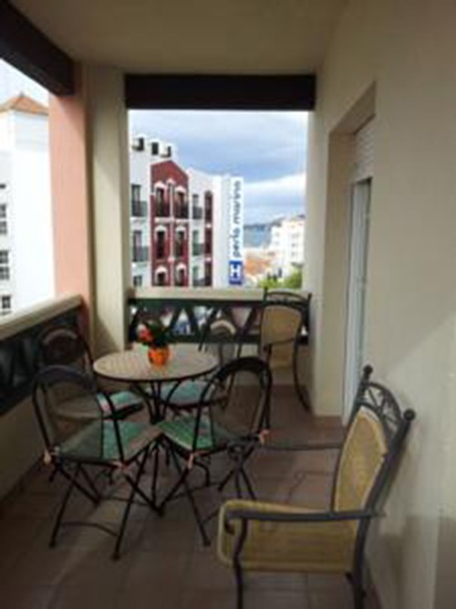 Apartamentos Toboso / Azahara