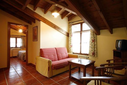 Hotel Y Apartamentos San Francisco Rural