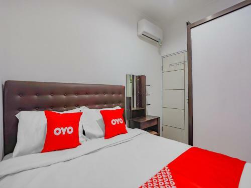 Hotel Spot On 90110 A1 Pakis Argosari