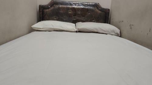 Hotel Oyo 91099 Krukah Residence