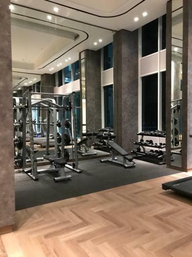 Chic Studio Apartment Pakuwon City Mall Free Wifi