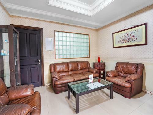 Hotel Oyo 90651 Green House Citraland