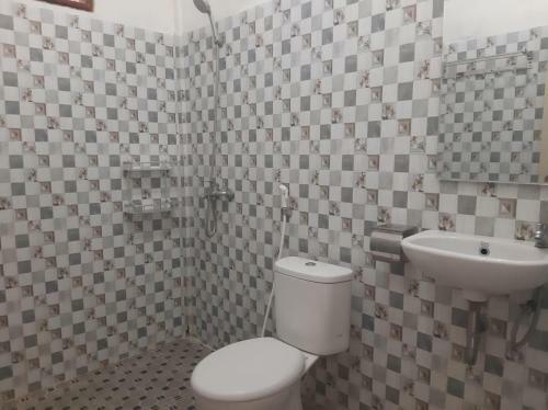 Hotel Laster Jony's Guesthouse Samosir Redpartner