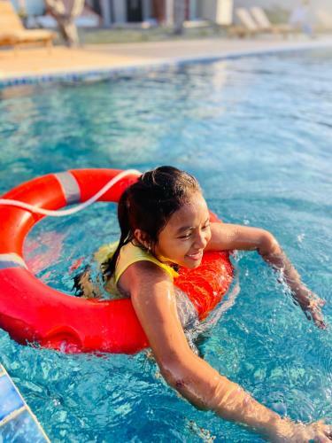 Kambaniru Beach Hotel And Resort