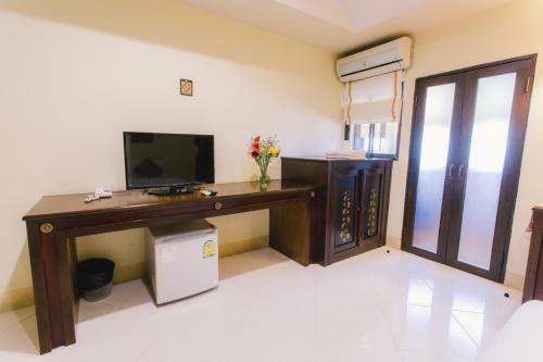 Royal Princess City Lamphun Hotel