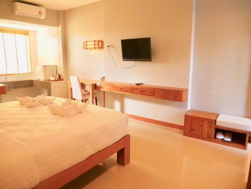 Hotel Look At Home Lamphun