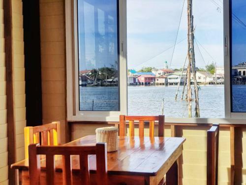 Baan Argong Homestay Pakphanang