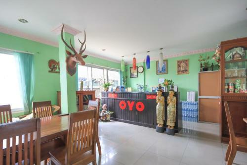 Vaccinated Staff -oyo 1145 Prickhom Garden Hotel