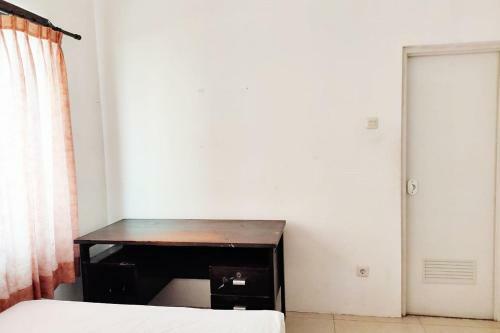 Hotel Koolkost @ Wiyung (Minimum Stay 30 Nights)