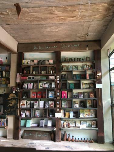 Banban Nannan Library And Guesthome