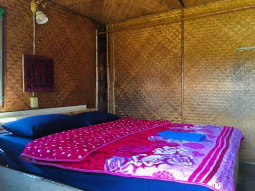 Golden Hut -chill Bungalows In Town??????????
