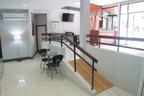 Hotel S'prima Hostel