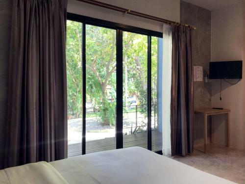 The Monkey Resort Donheang