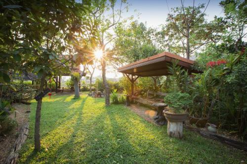 Villa Cattani's Riverside Home