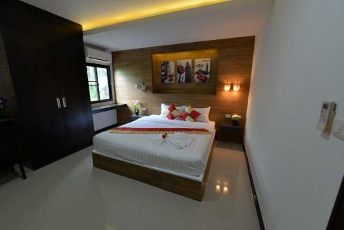 The Room Boutique Hotel