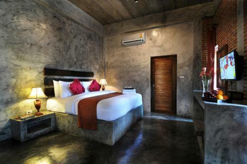 Hotel Love Bridge House ????????????