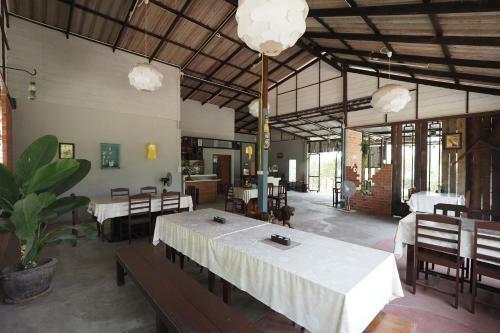 Hotel Oyo 733 T Resort