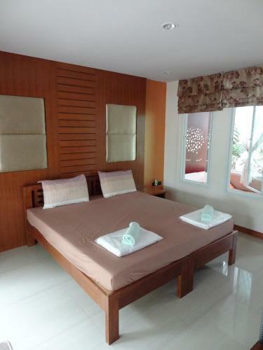 Hotel Baan Suan Resort Juree Punsuk