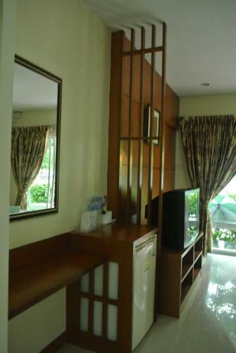 Hotel Baan Suan Resort Juree Punsuk