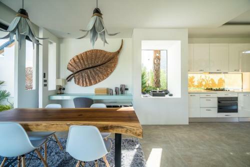Cocoon Villa - Peaceful Private Pool Villa In North Phuket