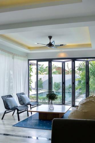 Hotel Blu Boat Luxury Pool Villas