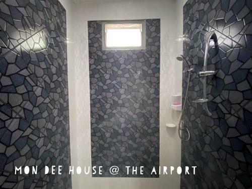 Hostal Mondee House @the Airport