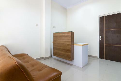 Hotel Vaccinated Staff-oyo 1431 Travel-inn