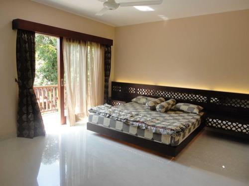 Villa Taman Mumbul #268