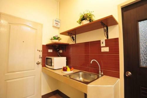 Bed & Breakfast Kireeya Villa