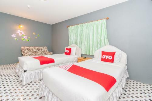 Hotel Oyo 712 Baandin Resort