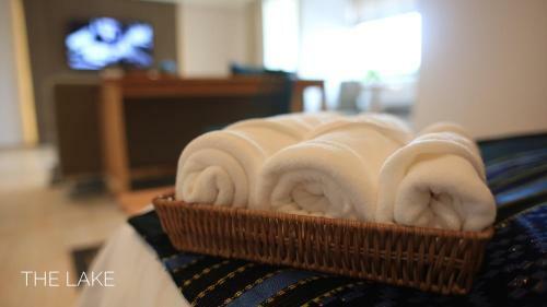 Hotel The Lake Udon