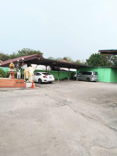 Hotel Oyo 75399 Choktipparat Place