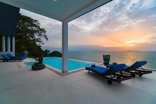 Fabuleuse Villa Aliz�s, Vue Mer Avec V�hicule 4x4