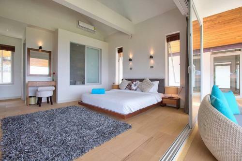 4 Bedroom Luxury Sea View Villa Moonrise
