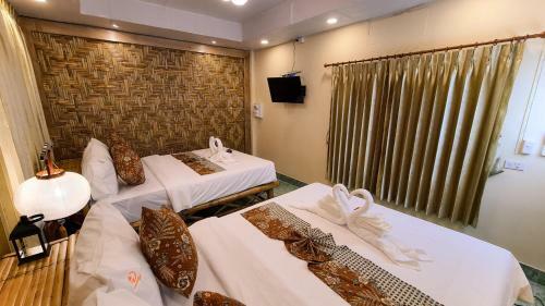 Nang Ann Inn Family Room