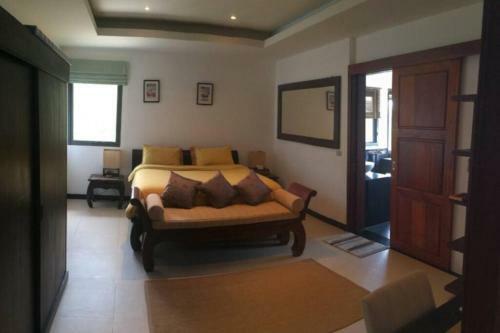5 Bedroom Sea View Villa With Waterslide