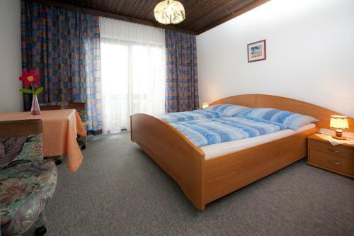 Hostal Hotel Garni Fr�hst�ckspension Neff