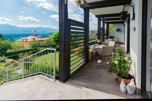 Hostal Hotel Garni Fr�hst�ckspension Neff