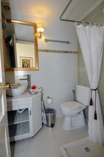 Pyrgos Of Mytilene Hotel
